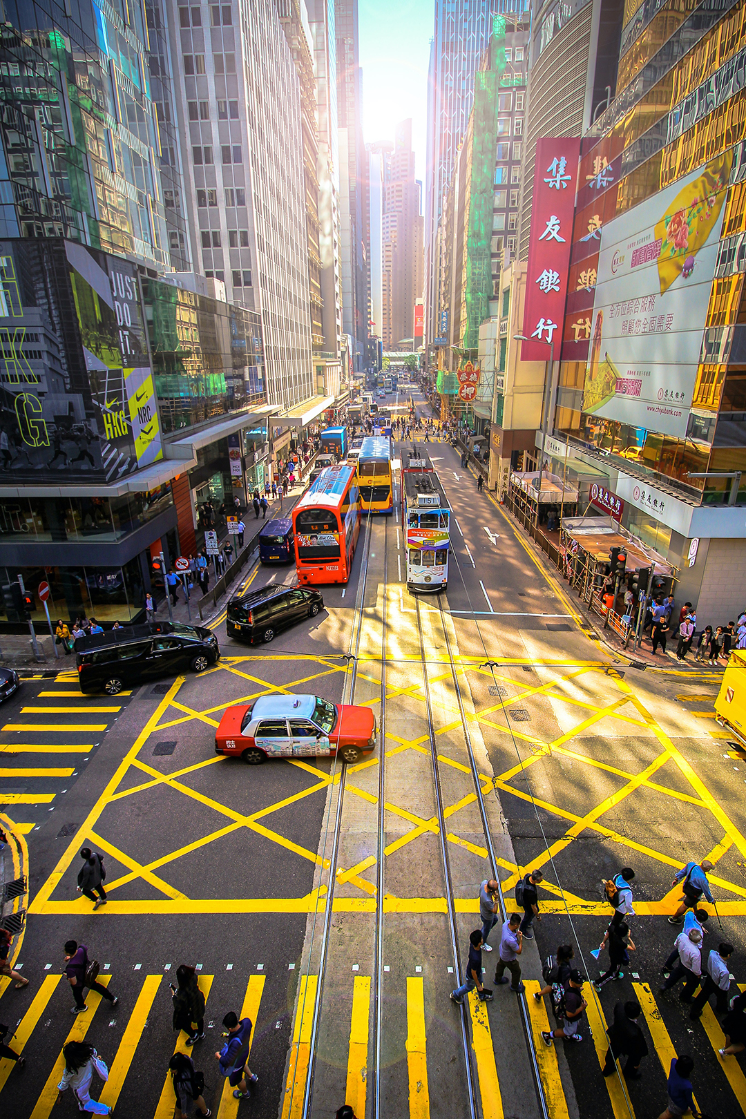 Potovanje_v_Hong_Kong_-_Travel_to_Hong_Kong_-_Photo_by_Florian_Wehde_on_Unsplash.jpg
