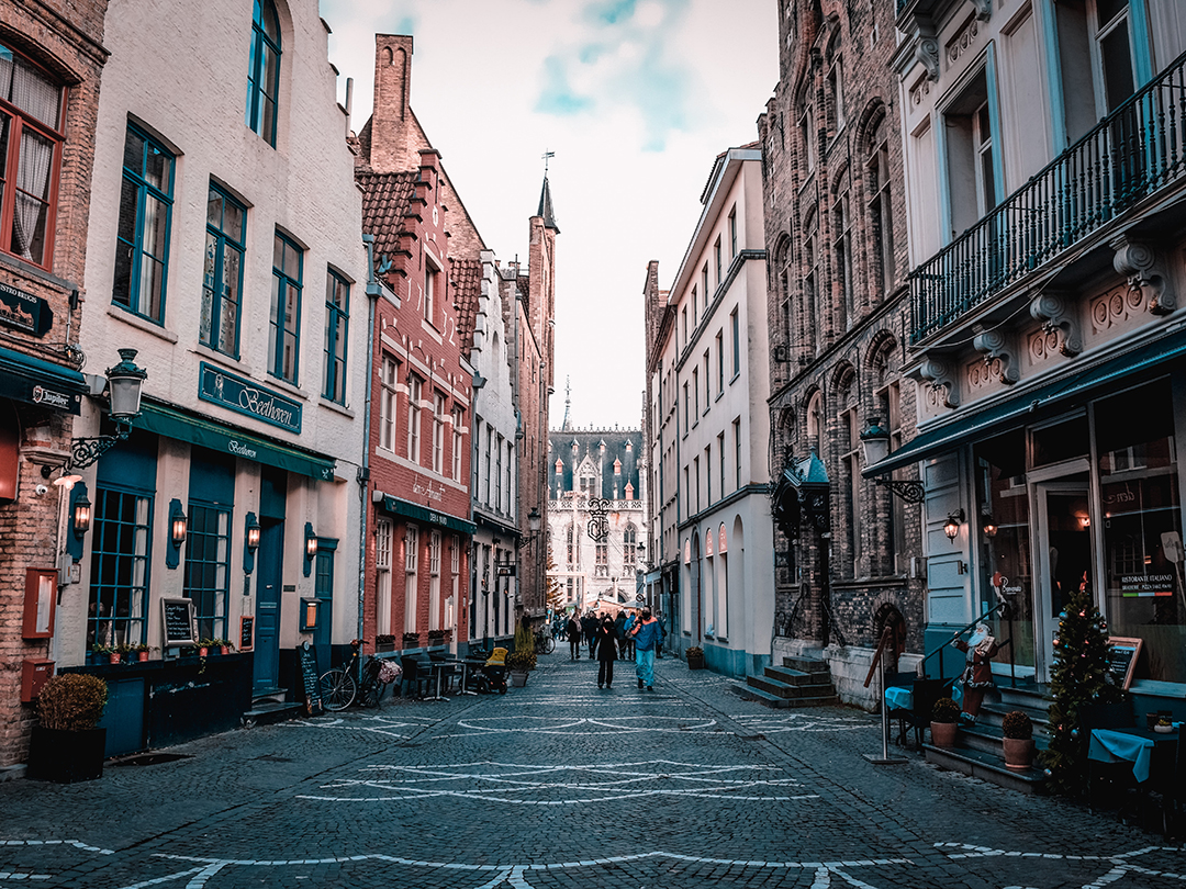Nasveti_za_potovanje_v_Bruges_-_Travel_tips_for_Bruges_-_Photo_by_Dan_Visan_on_Unsplash.jpg