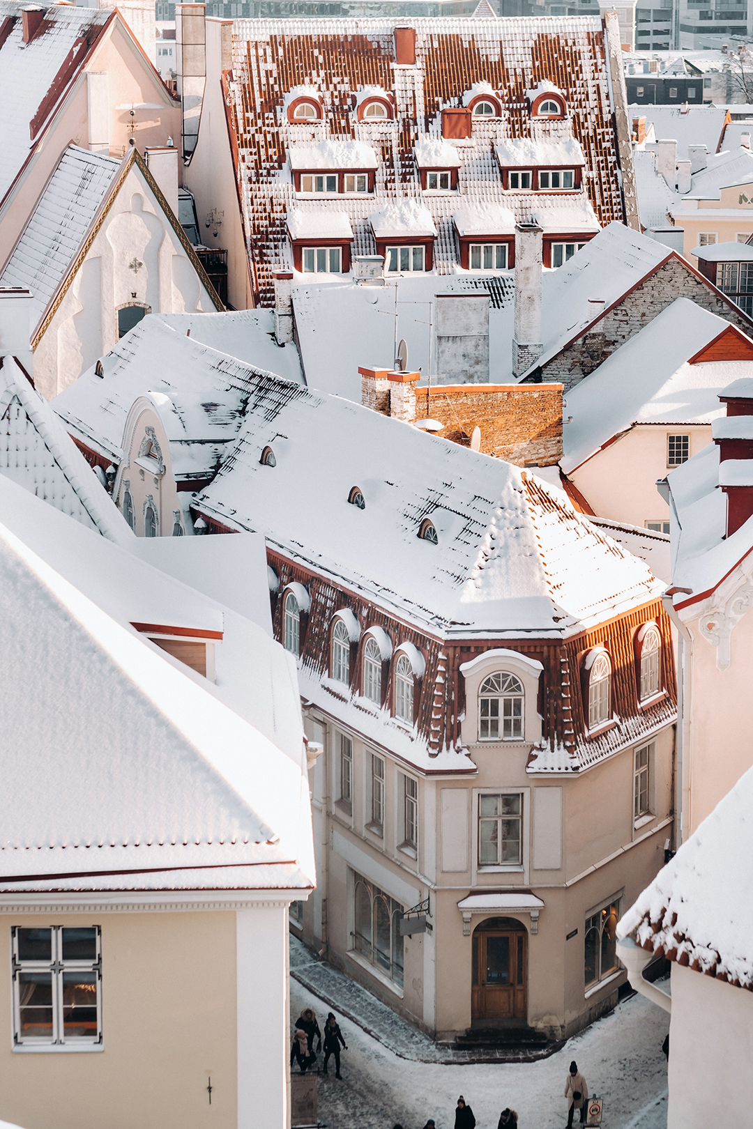 04_Evropska_Mesta_Pozimi_-_European_Cities_In_Winter_-_ENVATO.jpg