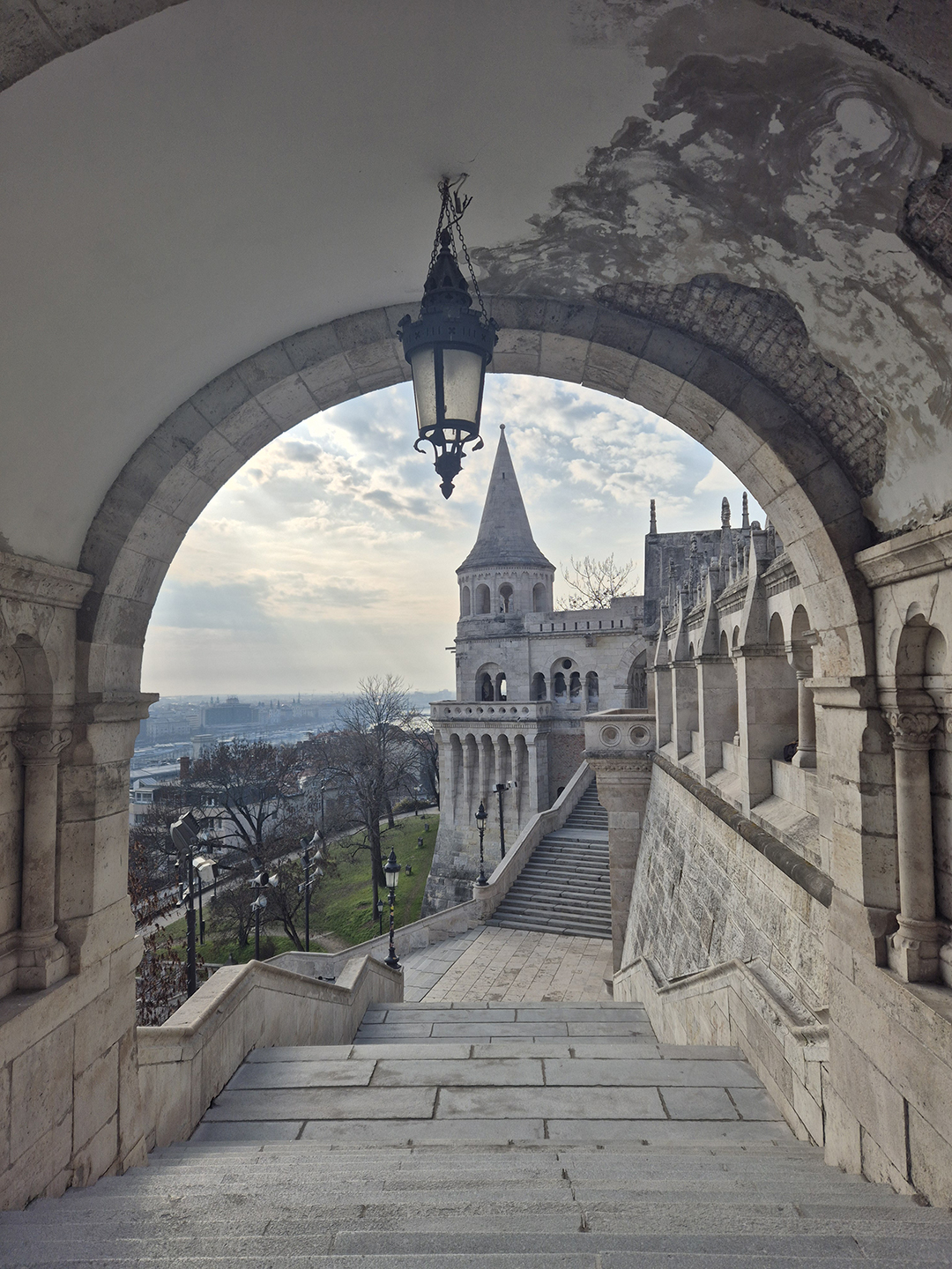 Budimpesta_biser_Donave_-_Budapest_Pearl_of_the_Danube_3.jpg
