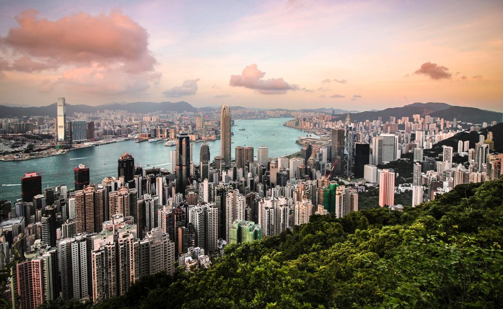 Potovanje_v_Hong_Kong_-_Travel_to_Hong_Kong_-_Photo_by_Florian_Wehde_on_Unsplash.jpg